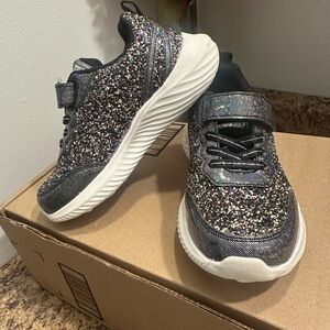 Sparkly Kids Sneakers size 12 lucky steps New!!